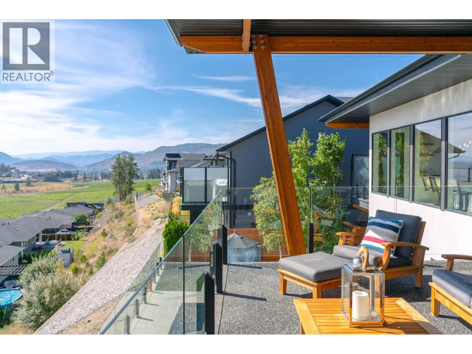 2559 Crown Crest Drive. West Kelowna, British Columbia