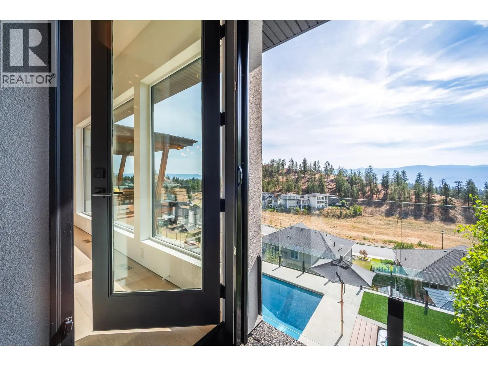 2559 Crown Crest Drive. West Kelowna, British Columbia