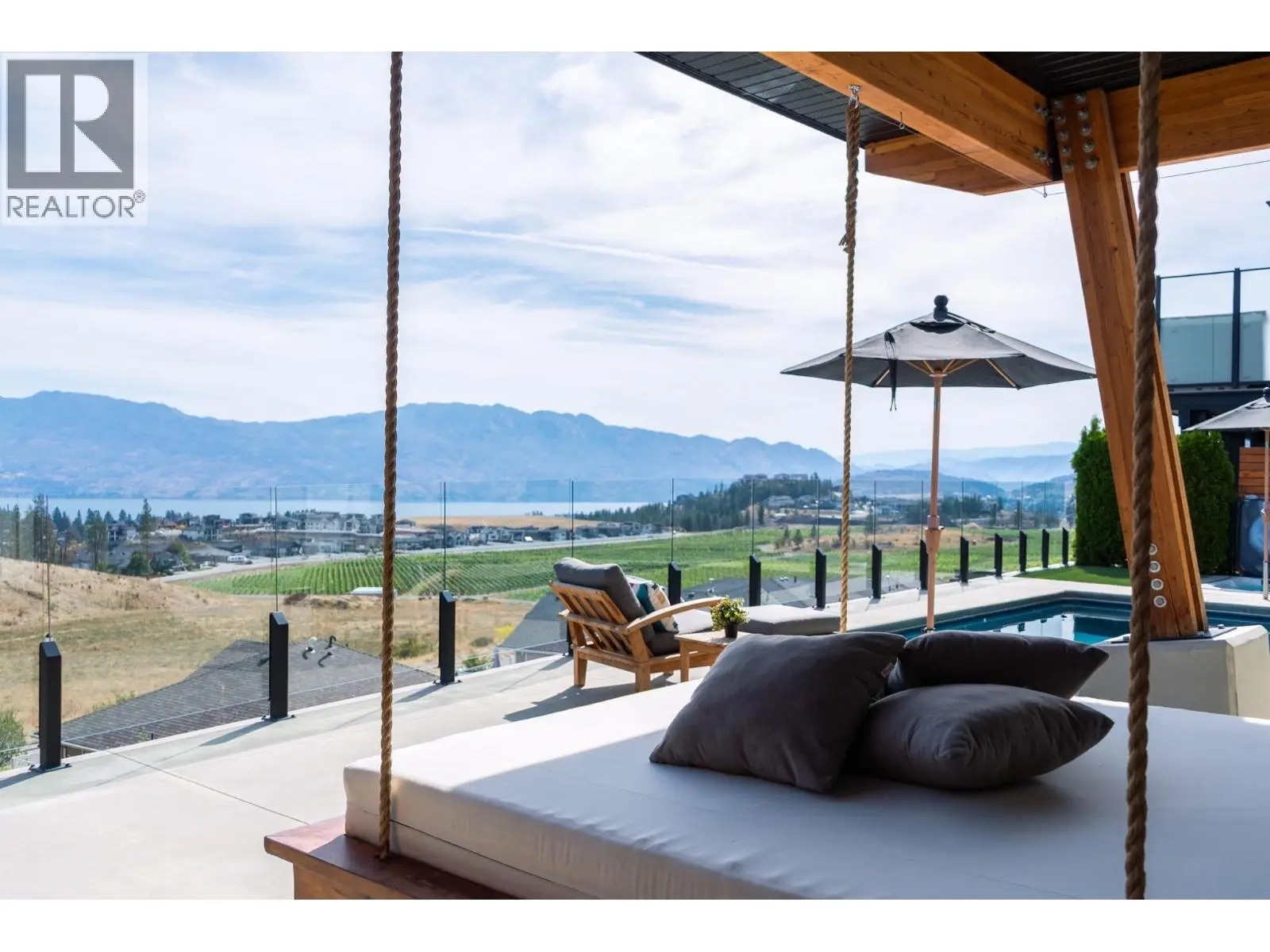 2559 Crown Crest Drive. West Kelowna, British Columbia