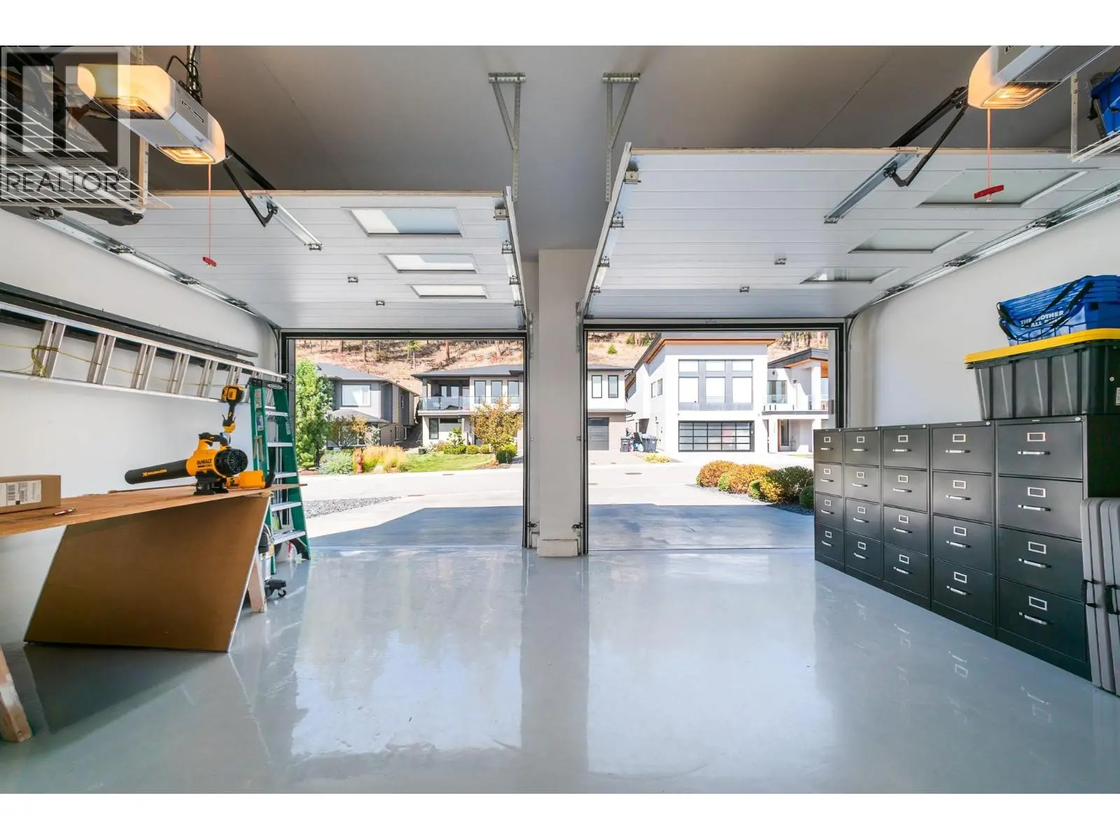 2559 Crown Crest Drive. West Kelowna, British Columbia