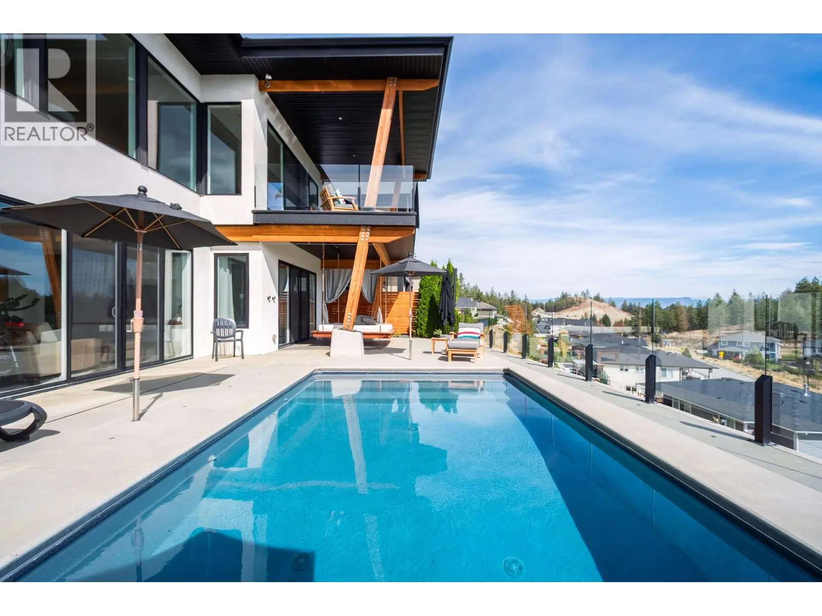 2559 Crown Crest Drive. West Kelowna, British Columbia