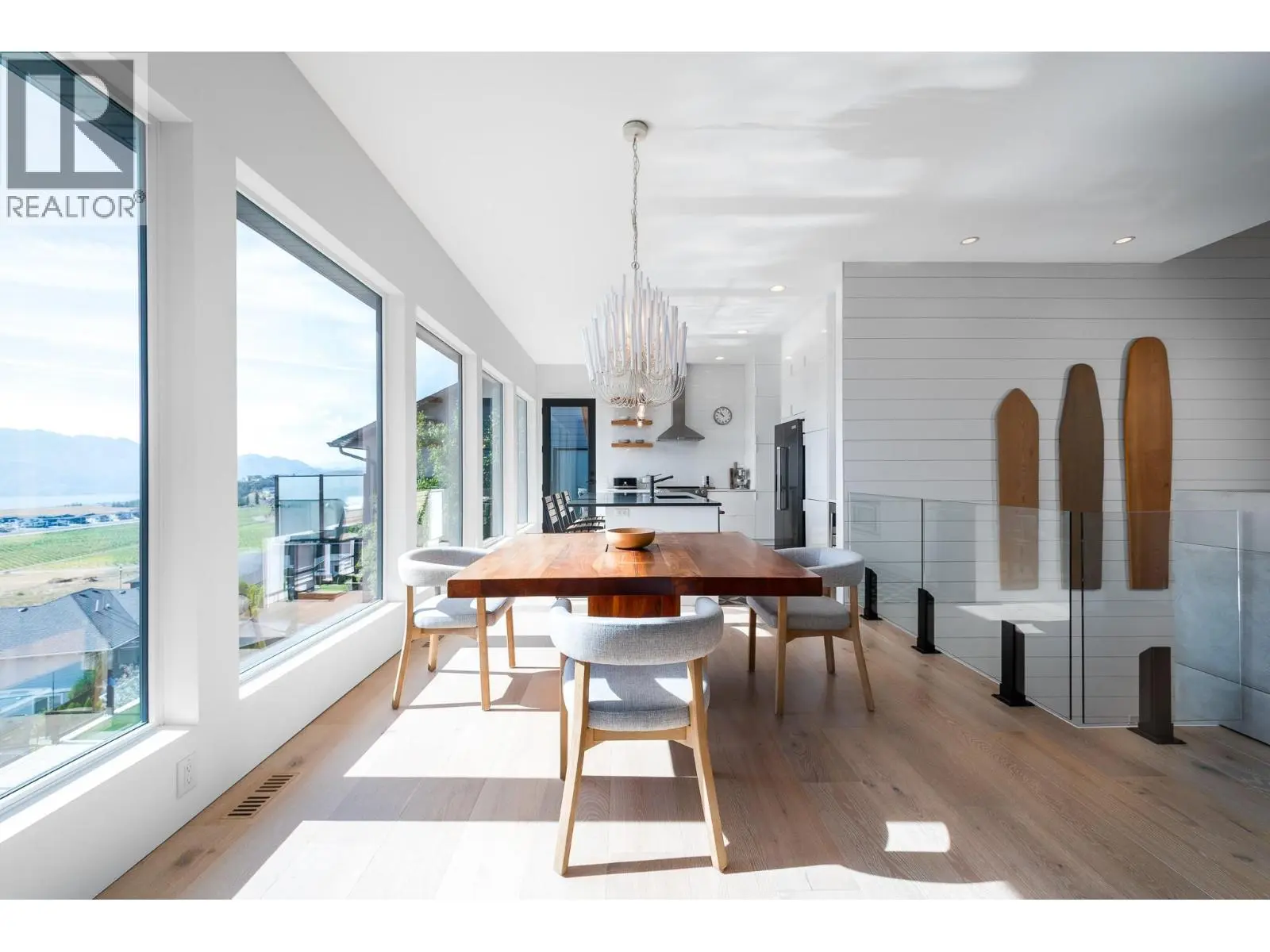 2559 Crown Crest Drive. West Kelowna, British Columbia