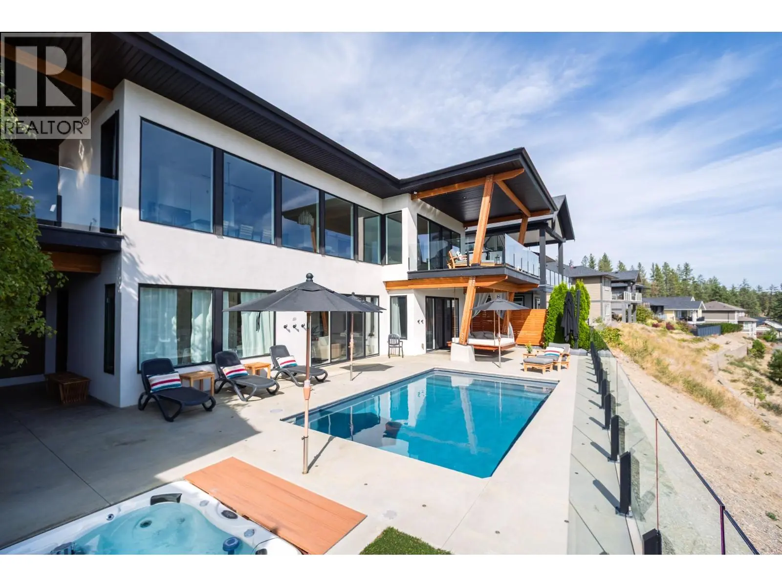 2559 Crown Crest Drive. West Kelowna, British Columbia