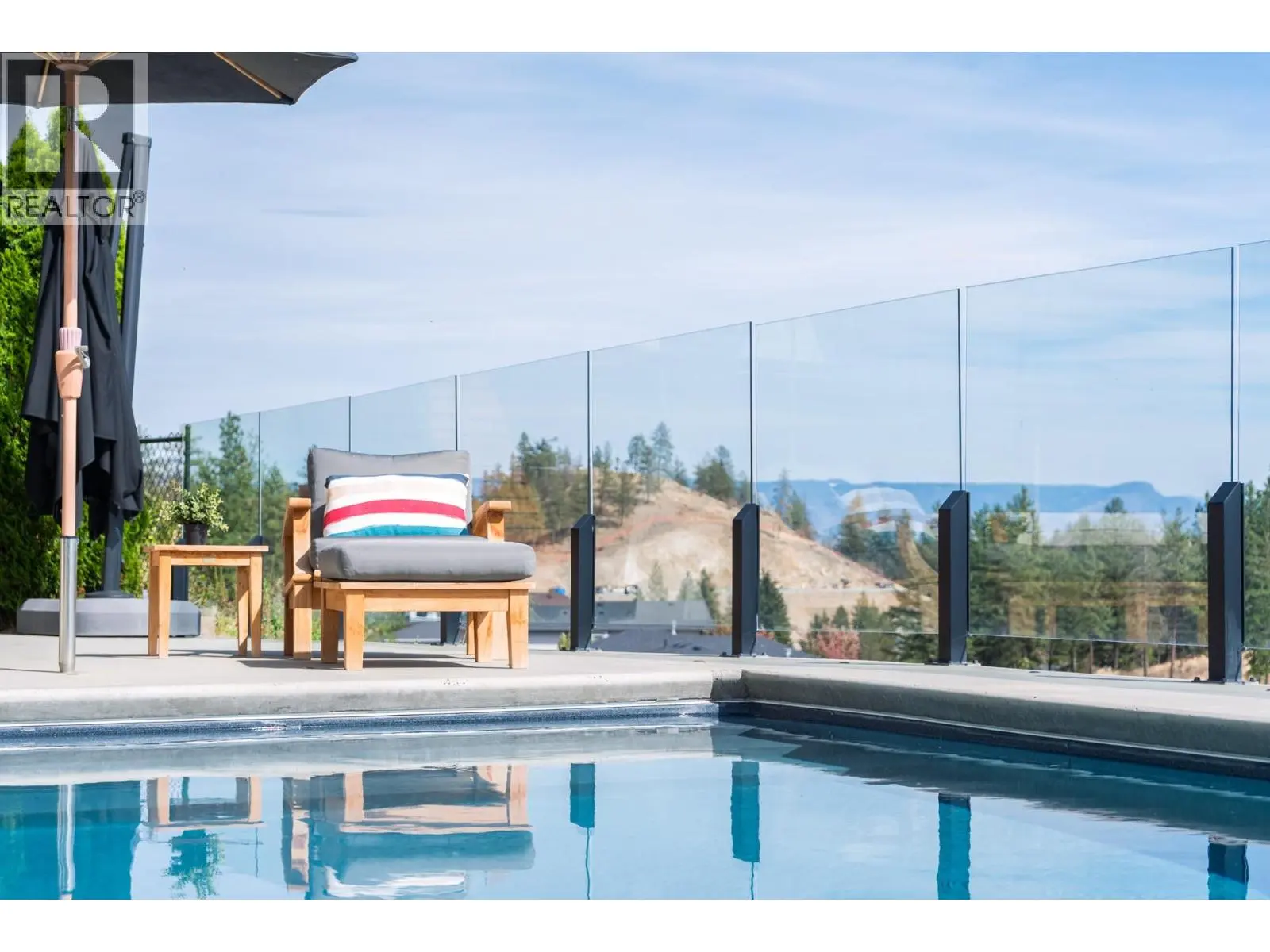 2559 Crown Crest Drive. West Kelowna, British Columbia