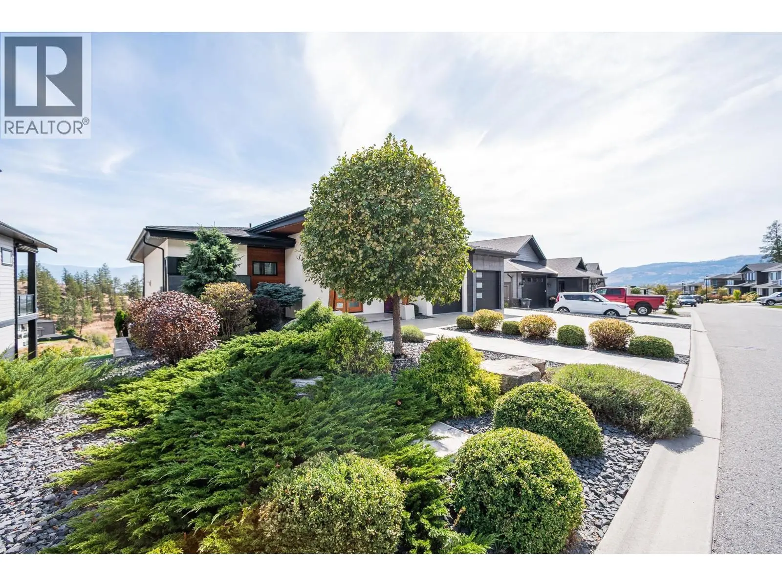 2559 Crown Crest Drive. West Kelowna, British Columbia