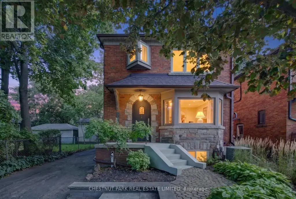 521 Sutherland Drive, Toronto (Leaside)