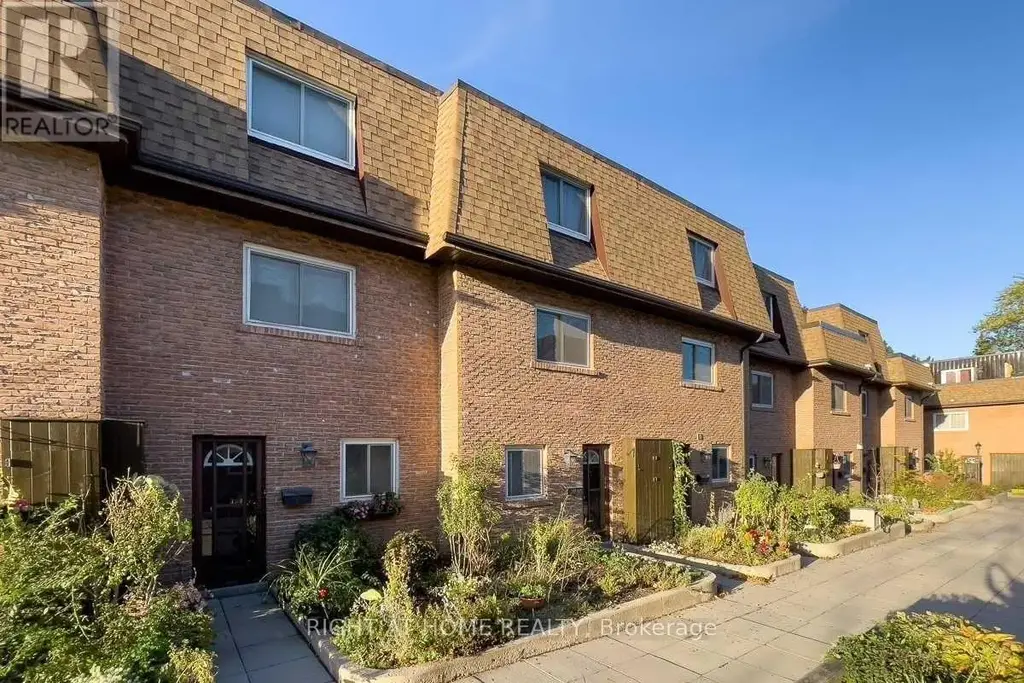 2 - 20 Hainford Street, Toronto (West Hill)