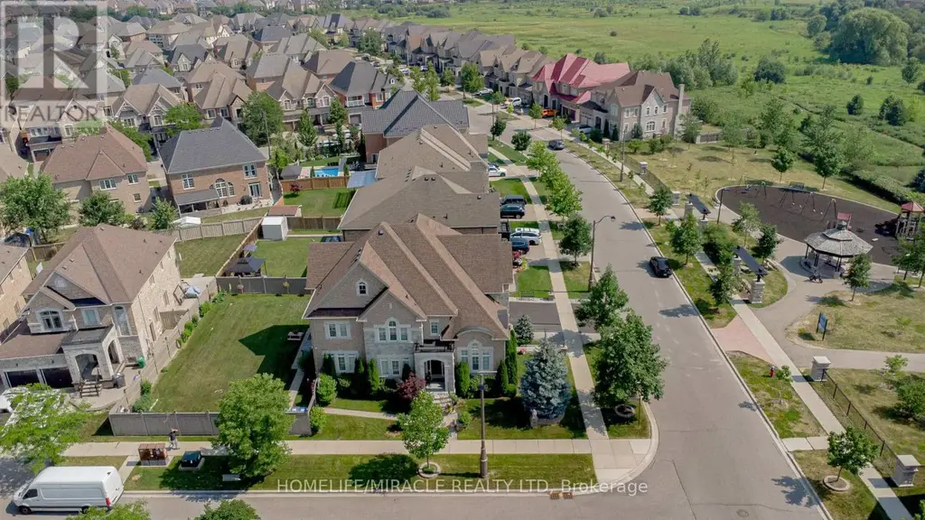 37 Degrey Drive, Brampton (Bram East)