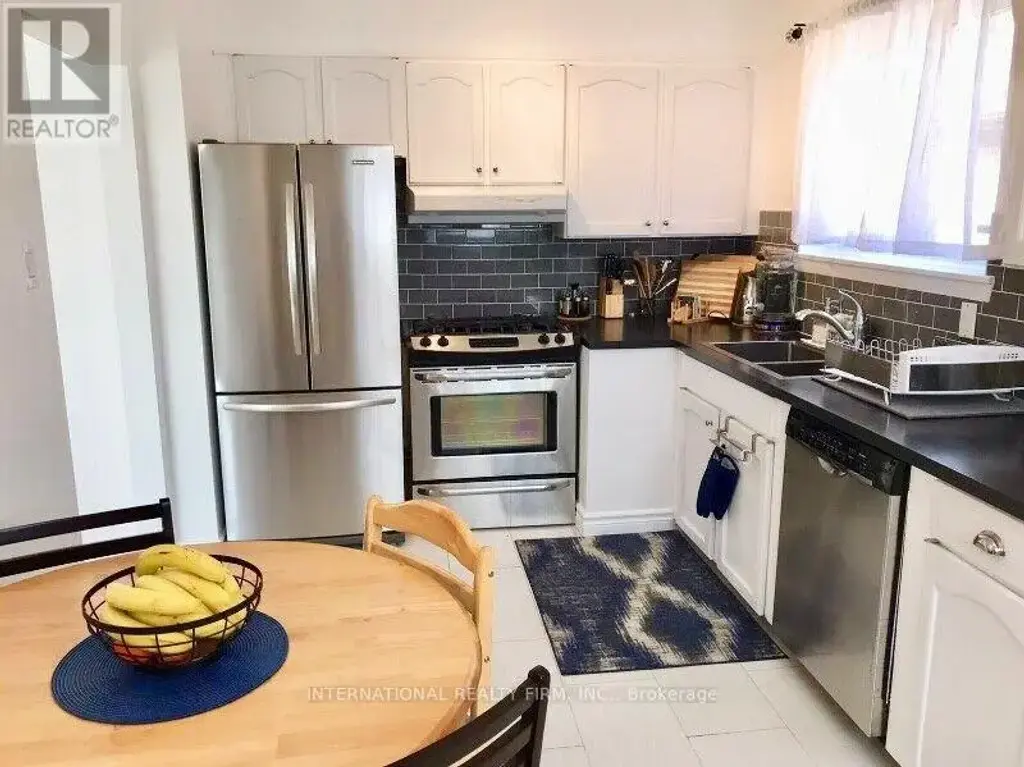 Upper - 77 Elise Terrace, Toronto (Newtonbrook West)