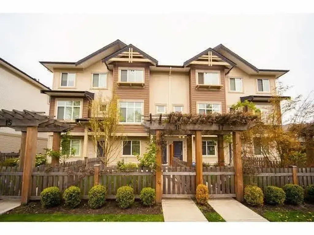 16 8418 163 Street, Surrey
