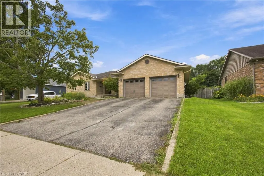 63 Oakridge Avenue, Innerkip