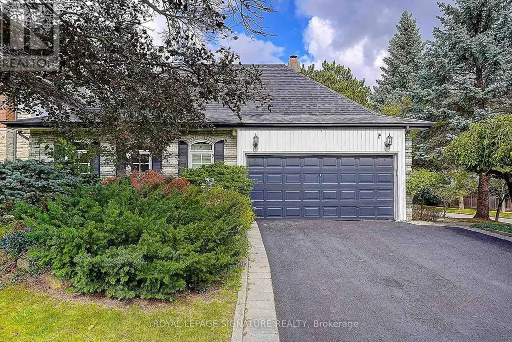 46 Caravan Drive, Toronto (Banbury-Don Mills)