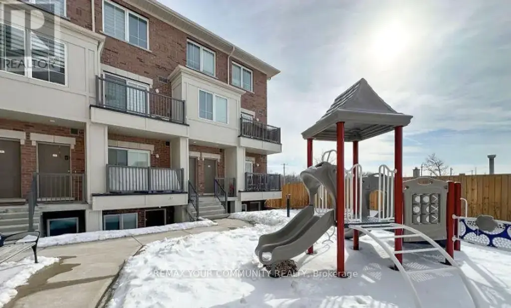 11 - 490 Beresford Path, Oshawa (Central)