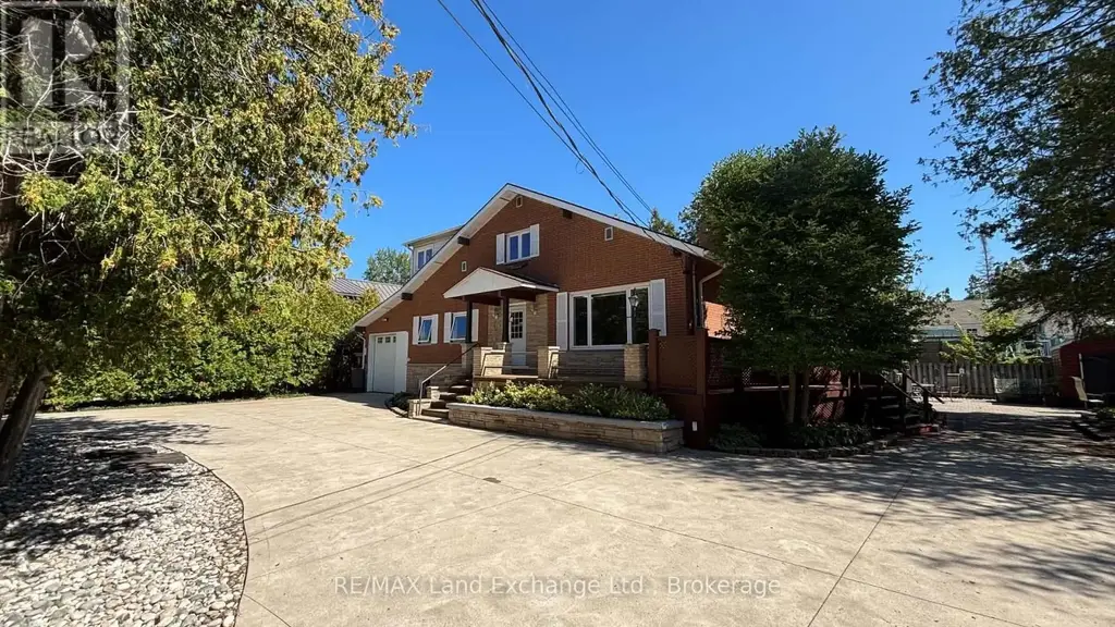 226 Huron Street S, Saugeen Shores