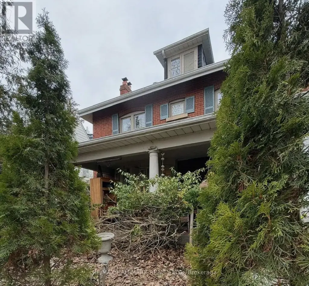 7 Humberview Crescent, Toronto (Weston)