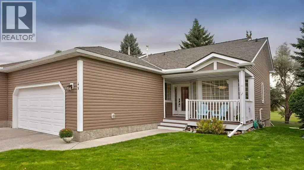49 Douglasbank Gardens Se, Calgary