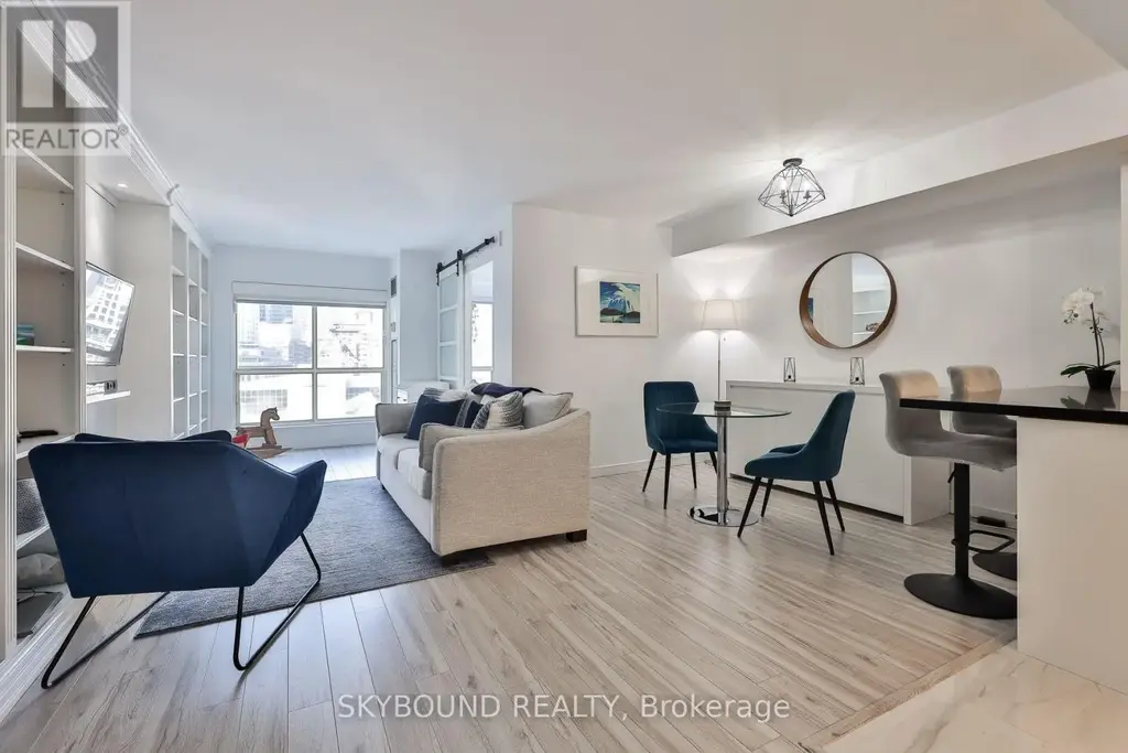 2206 - 25 The Esplanade, Toronto (Waterfront Communities)