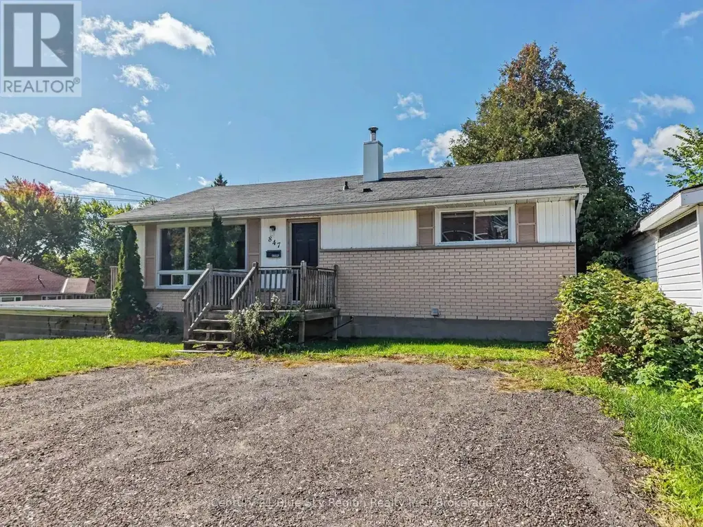847 Jane Street, North Bay (West End)