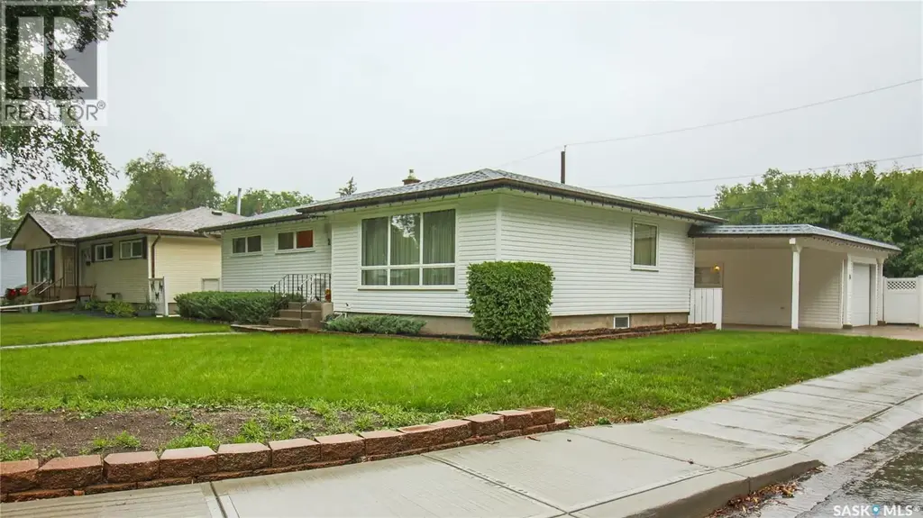 2 Malone Crescent, Regina