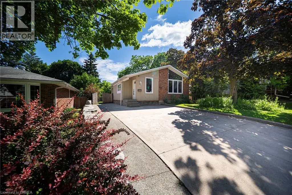 17 Flynn Avenue, Cambridge