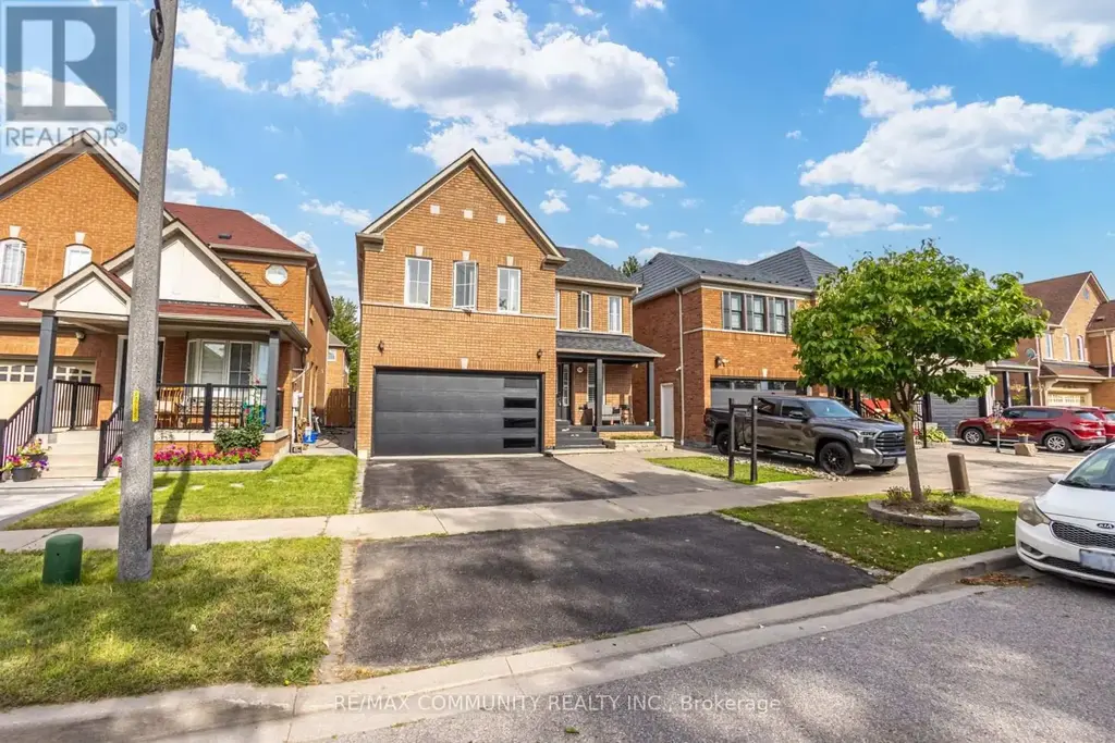 19 Tiller Street, Ajax (Northeast Ajax)