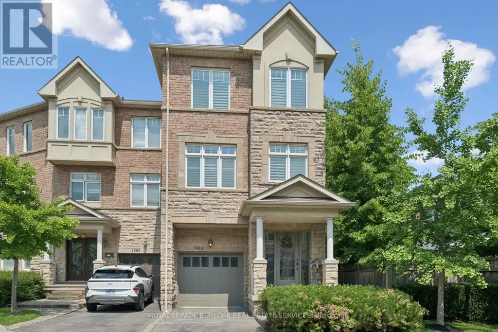 1983 Rackus Crescent, Mississauga (Clarkson)
