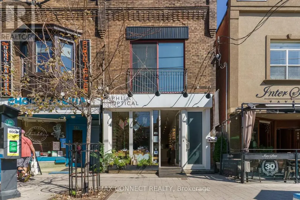 359 Roncesvalles Avenue, Toronto (Roncesvalles)