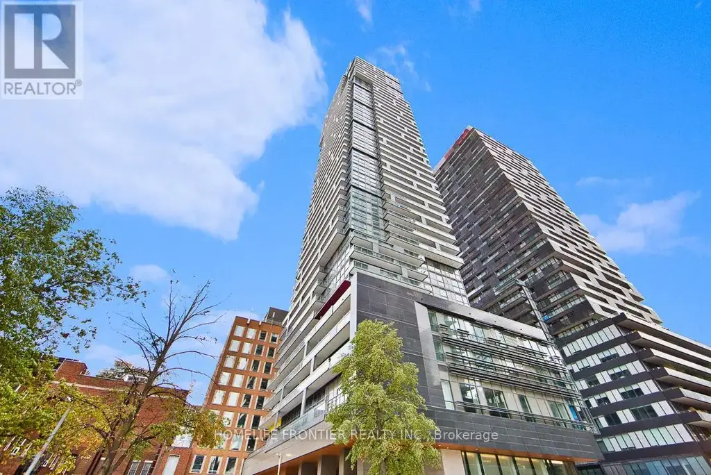 704 - 39 Roehampton Avenue, Toronto (Mount Pleasant West)