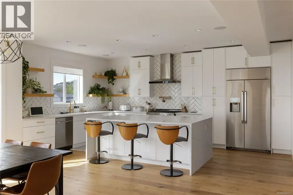 1149 Spirit Crt, Langford