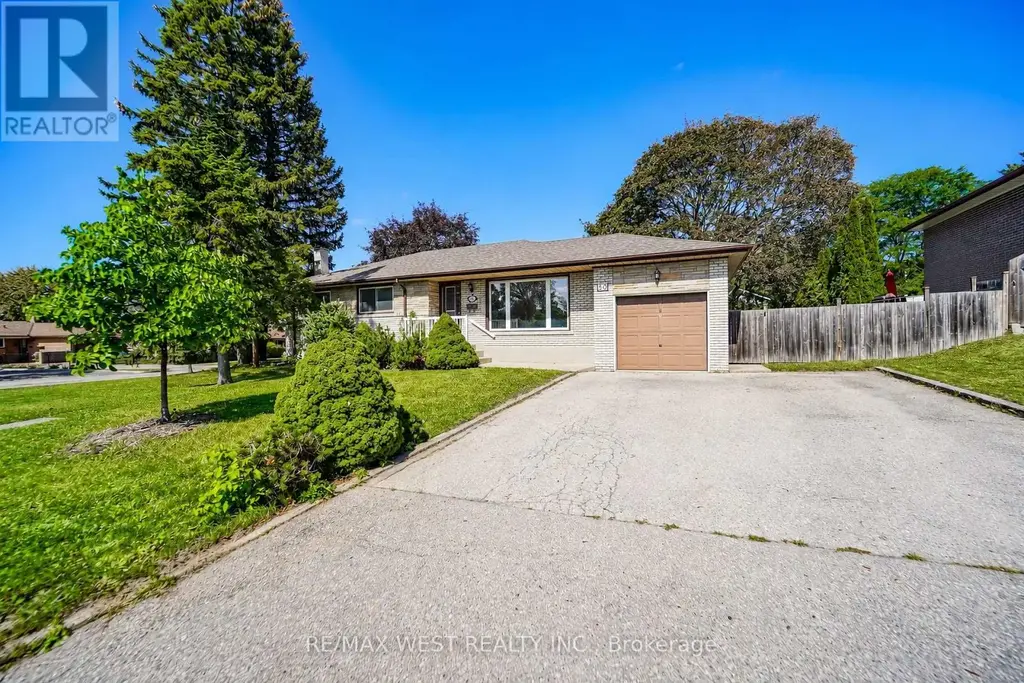 50 Roskell Crescent, Toronto (York University Heights)