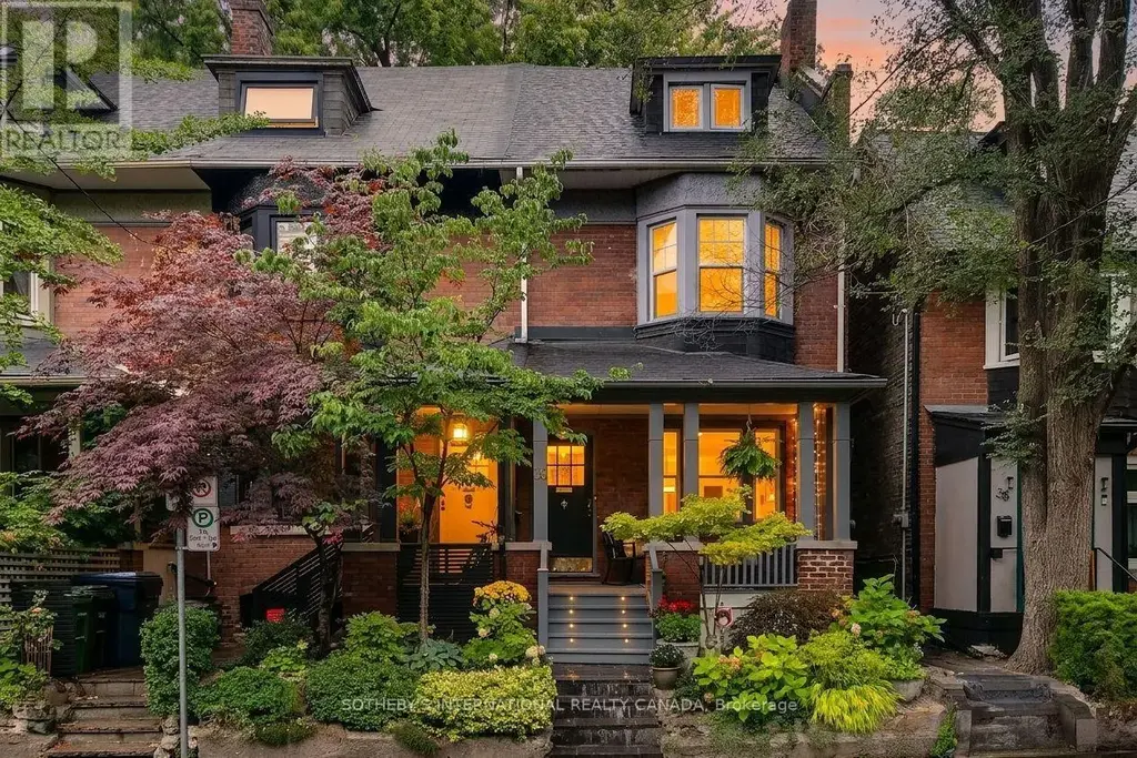 36 Aberdeen Avenue, Toronto (Cabbagetown-South St. James Town)