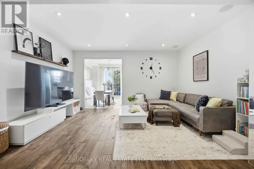 39 Alexie Way, Vaughan (Vellore Village)