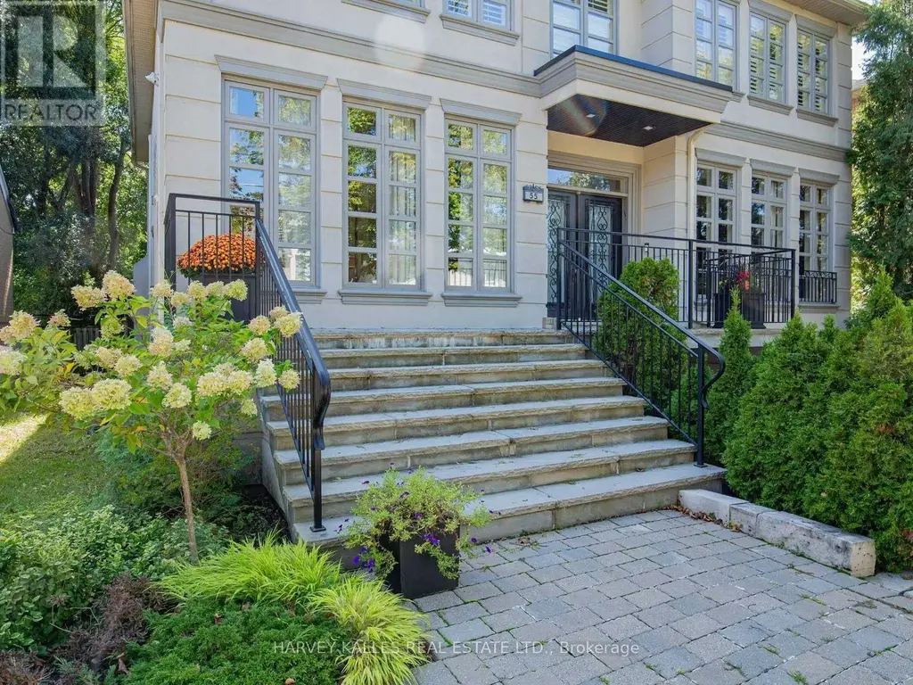 55 Viewmount Avenue, Toronto (Englemount-Lawrence)