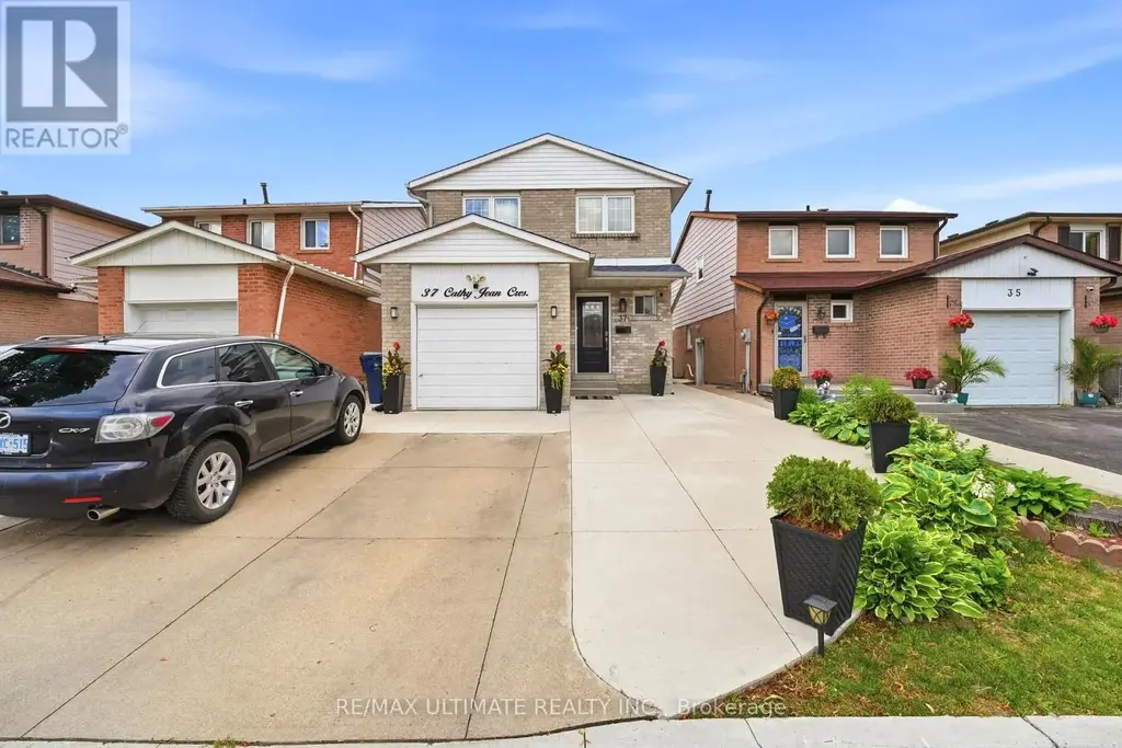 37 Cathy Jean Crescent, Toronto (Mount Olive-Silverstone-Jamestown)