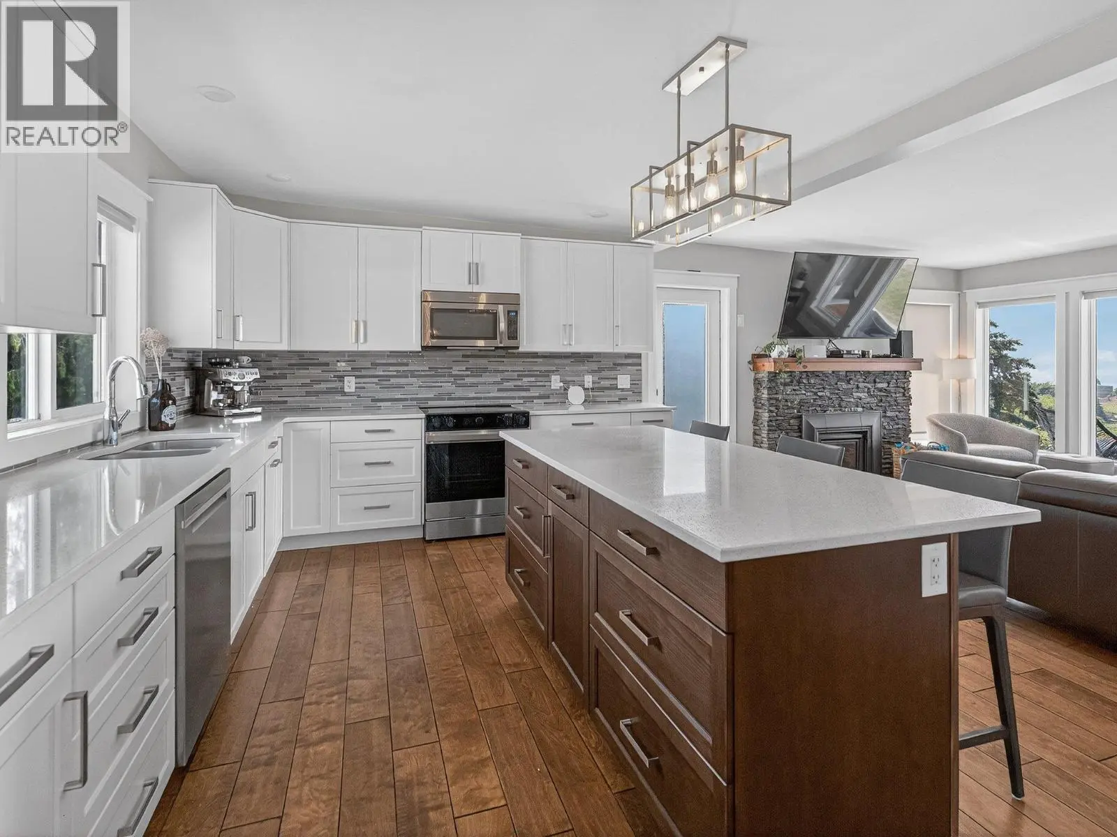 2715 Boucherie Road. West Kelowna, British Columbia