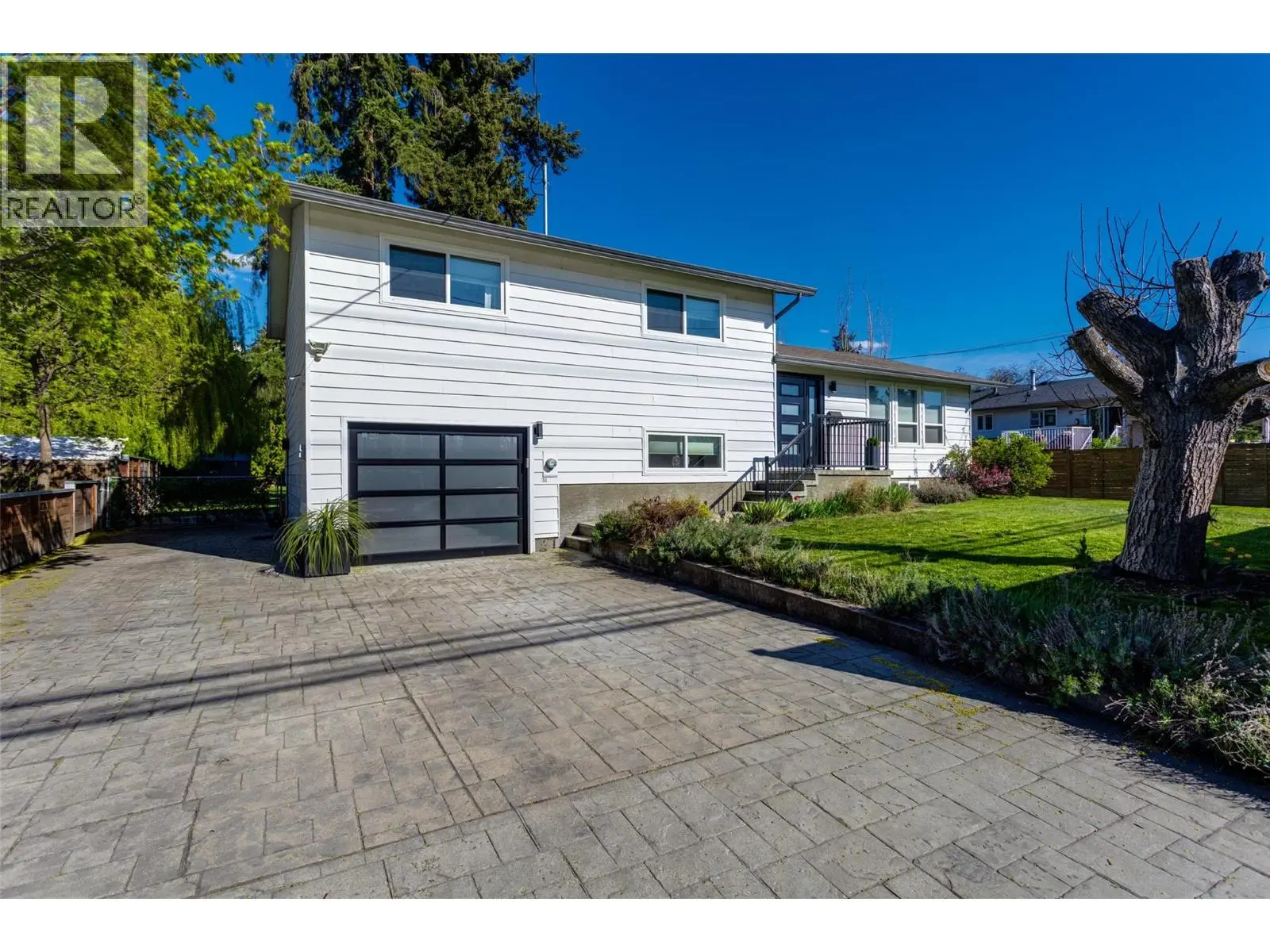 Photo of Listing #10400882