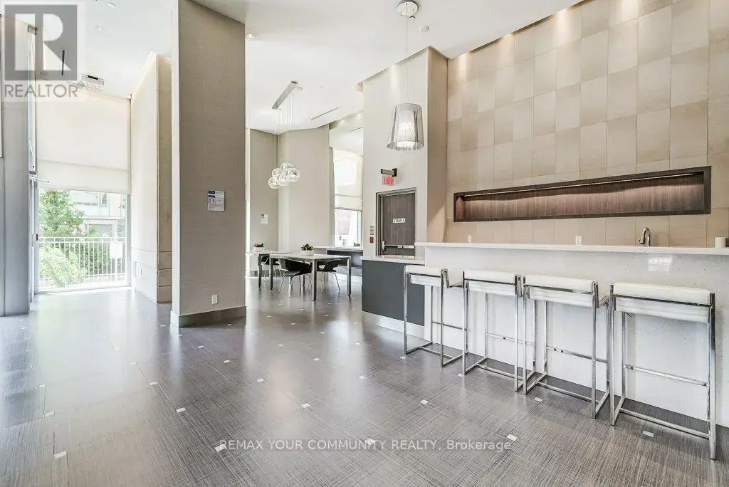 1011 - 500 Sherbourne Street, Toronto (North St. James Town)