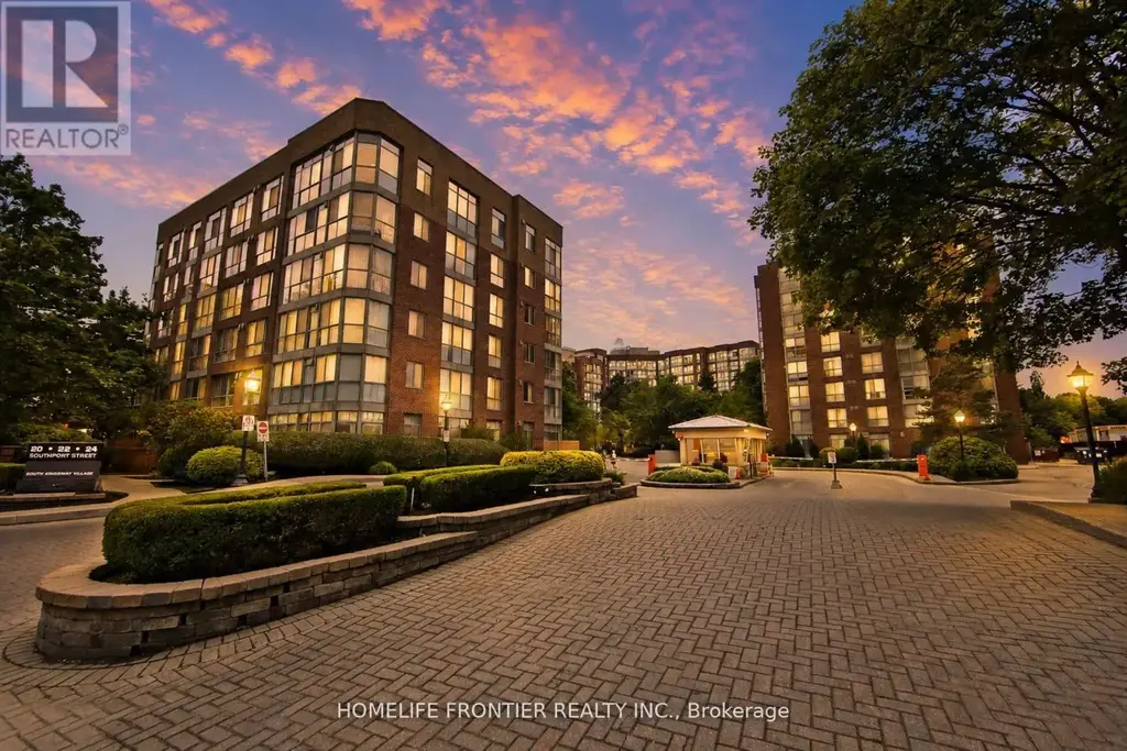 440 - 22 Southport Street, Toronto (High Park-Swansea)