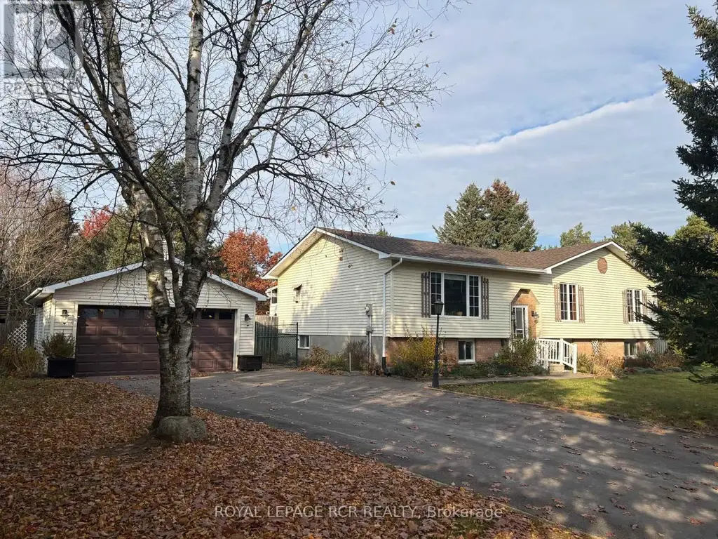 674066 Hurontario Street, Mono
