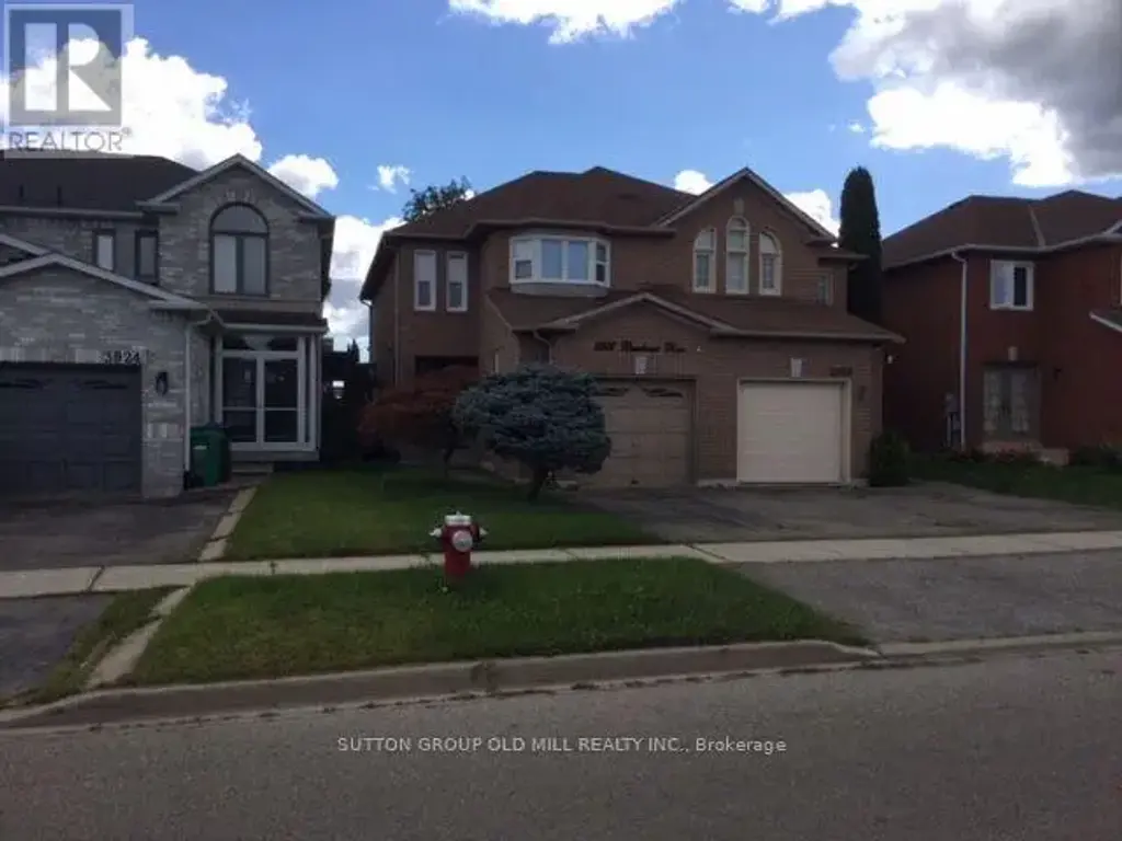 3926 Beechnut Row, Mississauga (Lisgar)