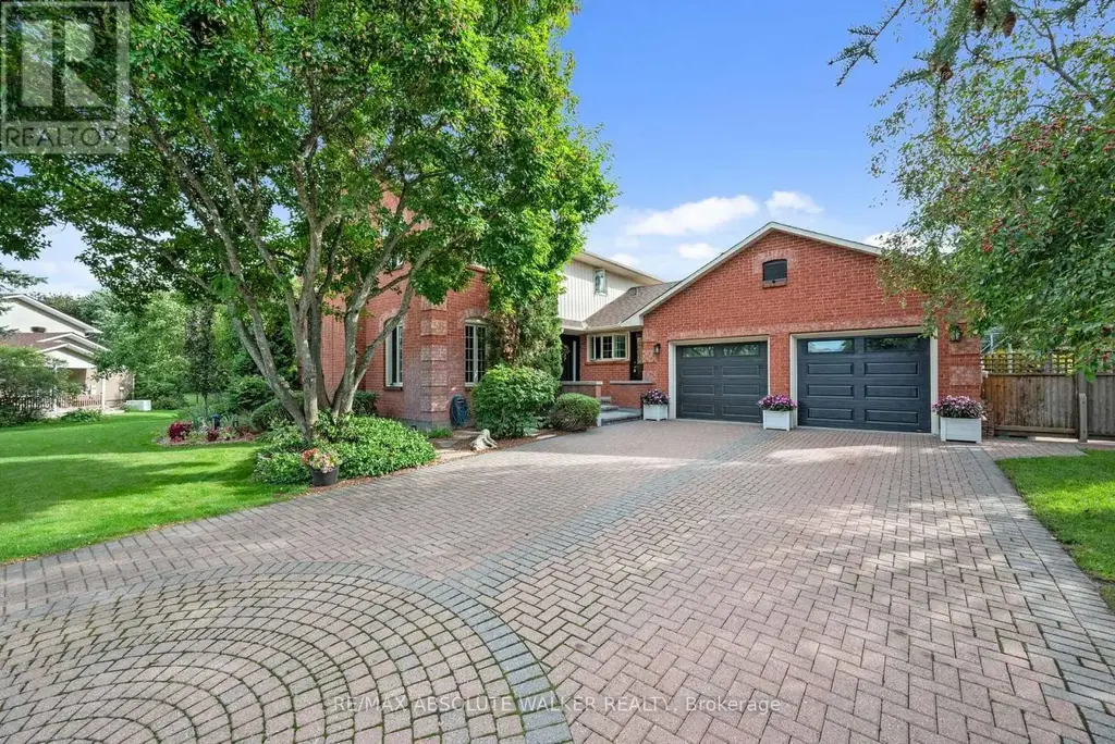 7040 Shadow Ridge Drive, Ottawa