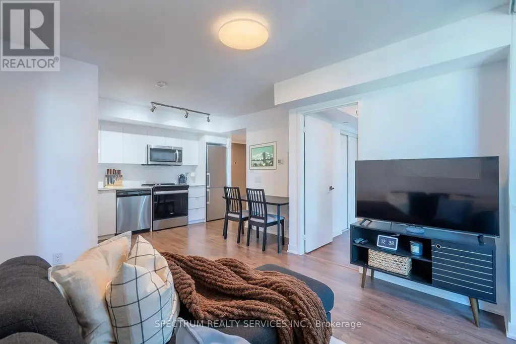 427 - 30 Tretti Way, Toronto (Clanton Park)