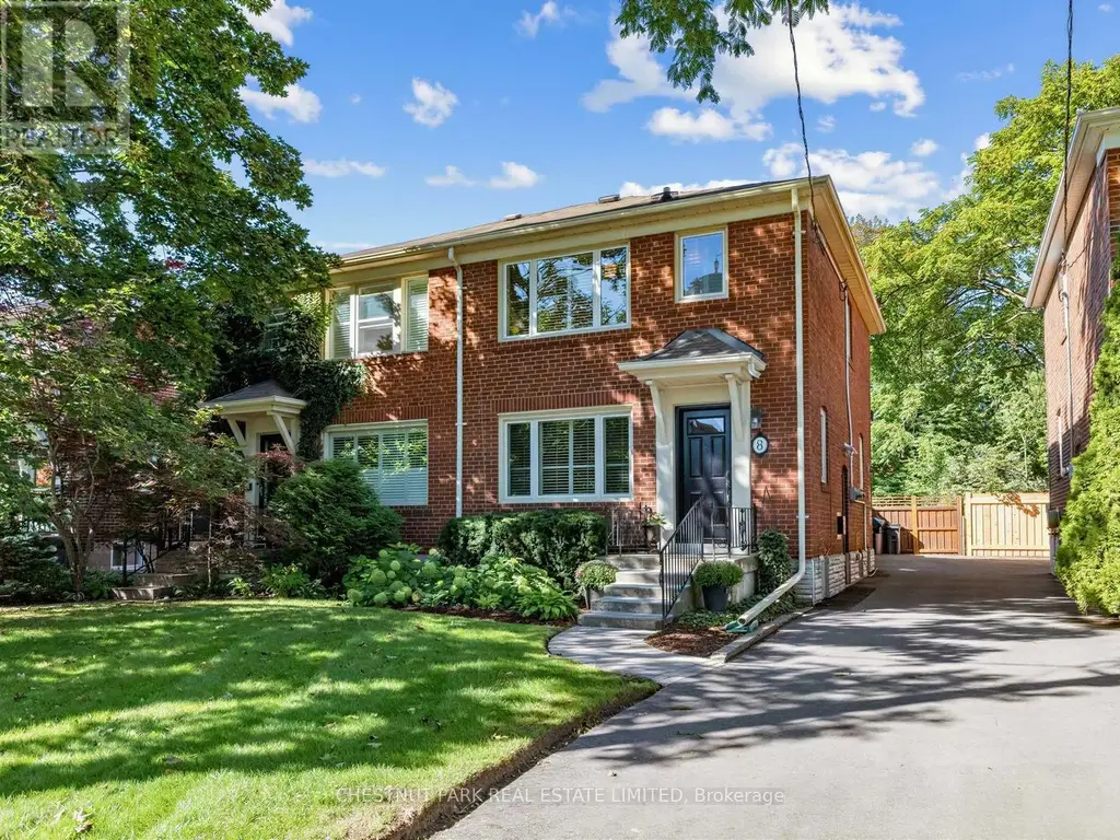 8 Beaufield Avenue, Toronto (Leaside)