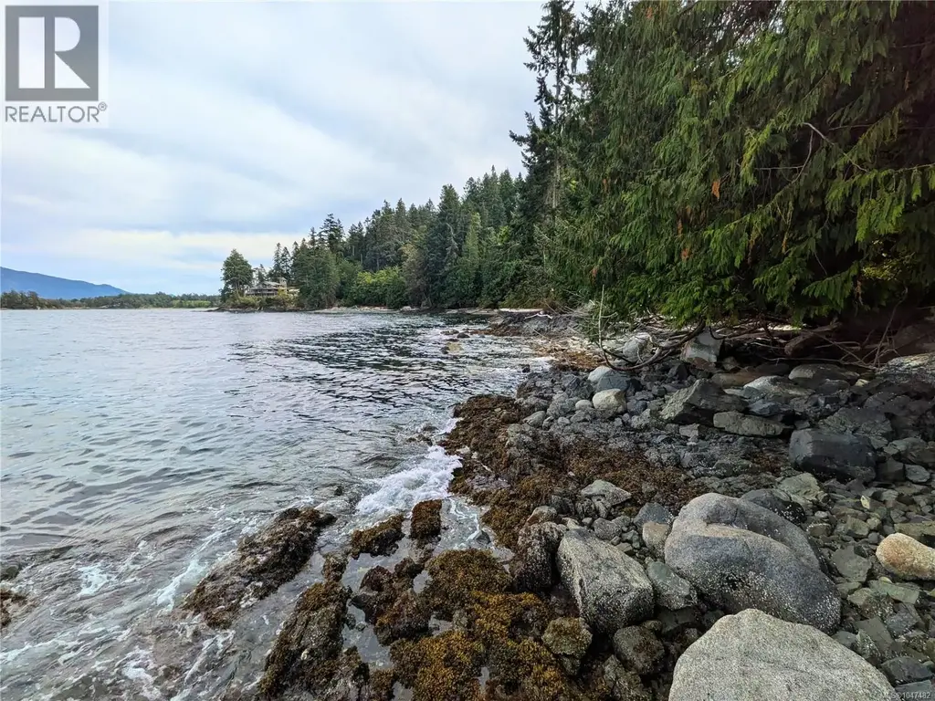 9 Mine Rd, Lasqueti Island