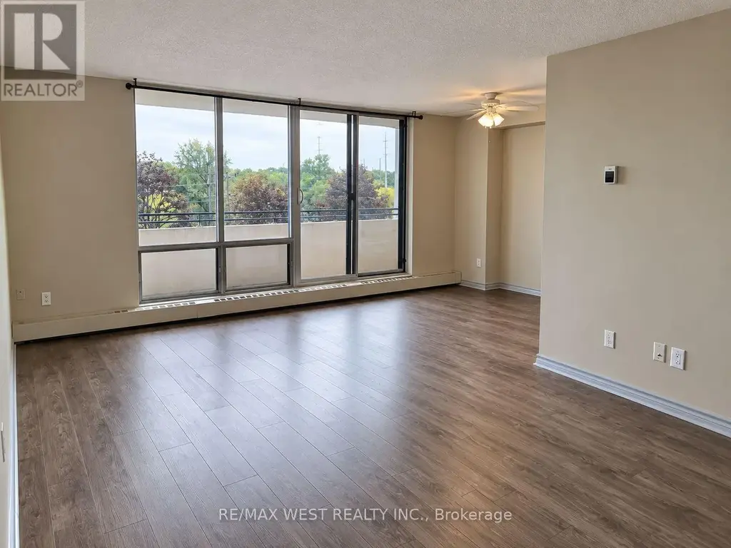 309 - 101 Prudential Drive, Toronto (Dorset Park)
