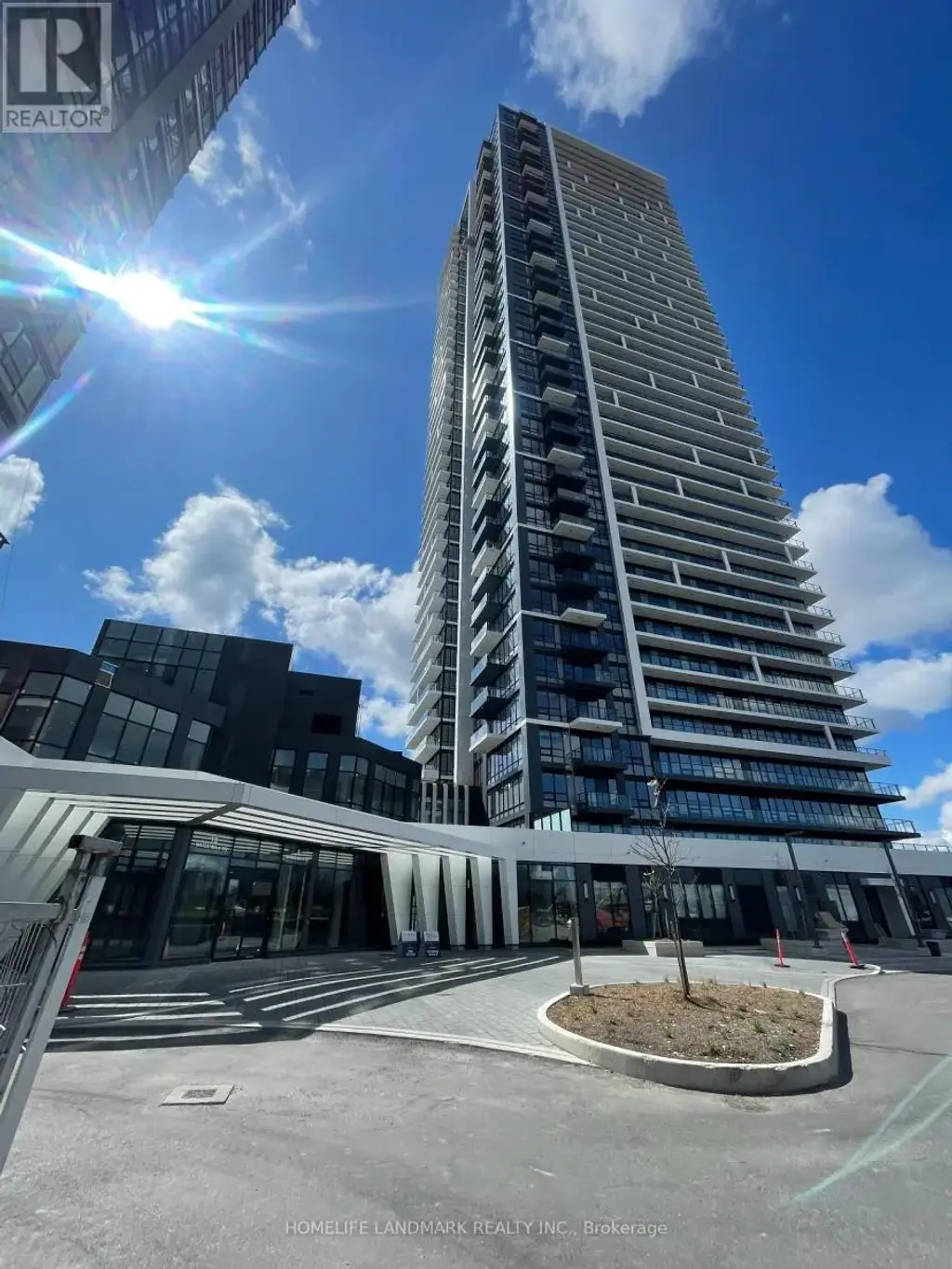 1810 - 8 Water Walk Drive, Markham (Unionville)