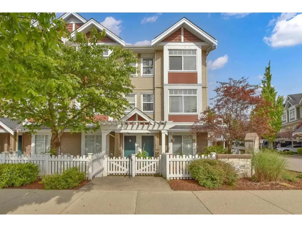 7 8676 158 Street, Surrey