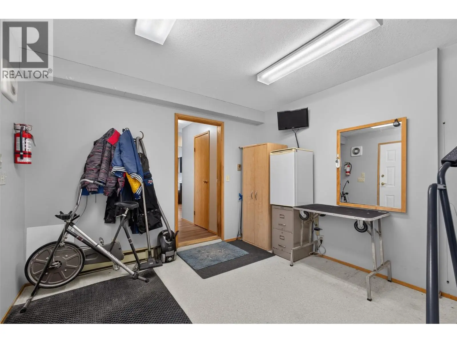3040 Seclusion Bay Road. West Kelowna, British Columbia