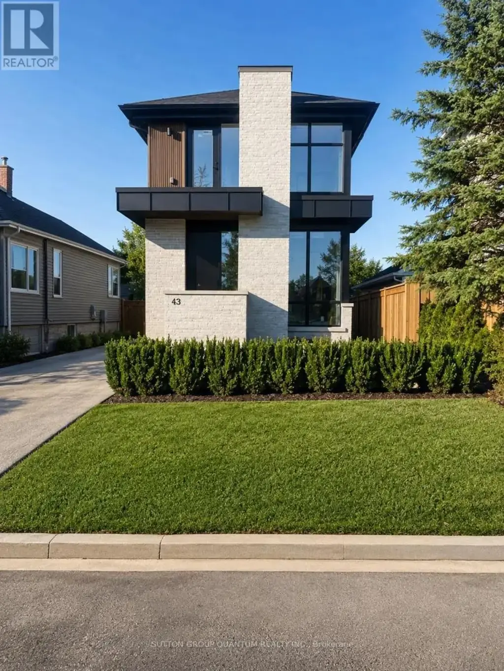 #3 - 43 Elmwood Avenue N, Mississauga (Port Credit)