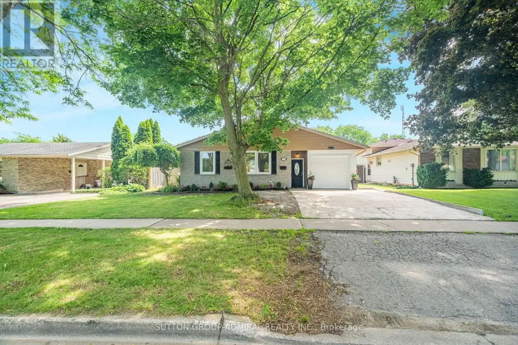 7056 Harriman Street, Niagara Falls (Casey)